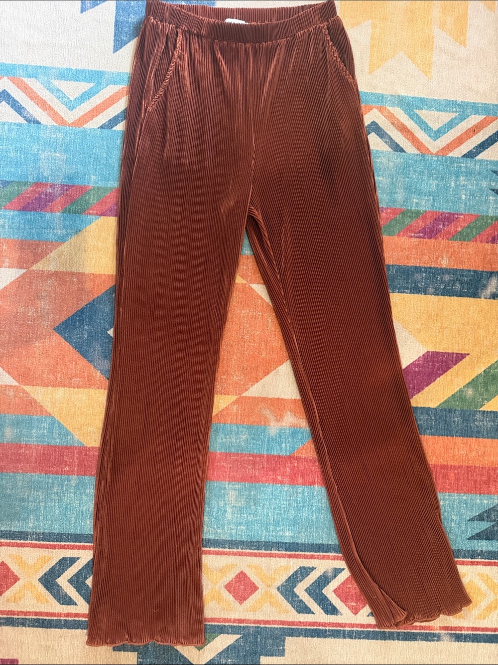 Gilli Ribbed Straight-Leg Pants in Rust